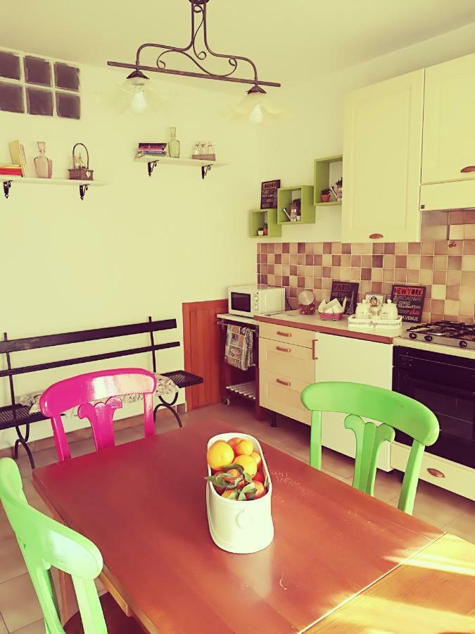 Come A Casa Tua San Nicola La Strada Екстер'єр фото