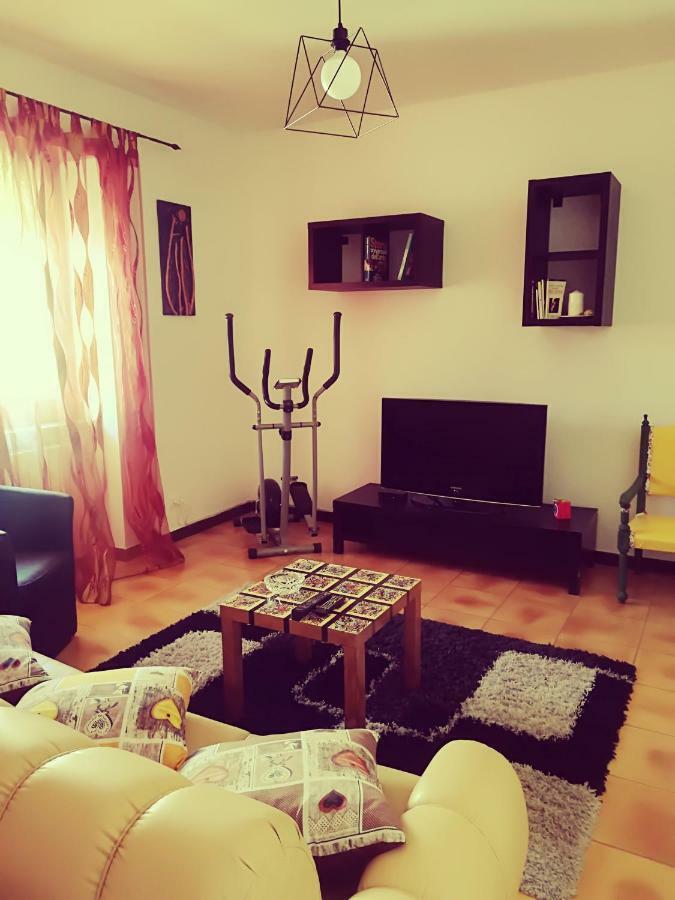 Come A Casa Tua San Nicola La Strada Екстер'єр фото